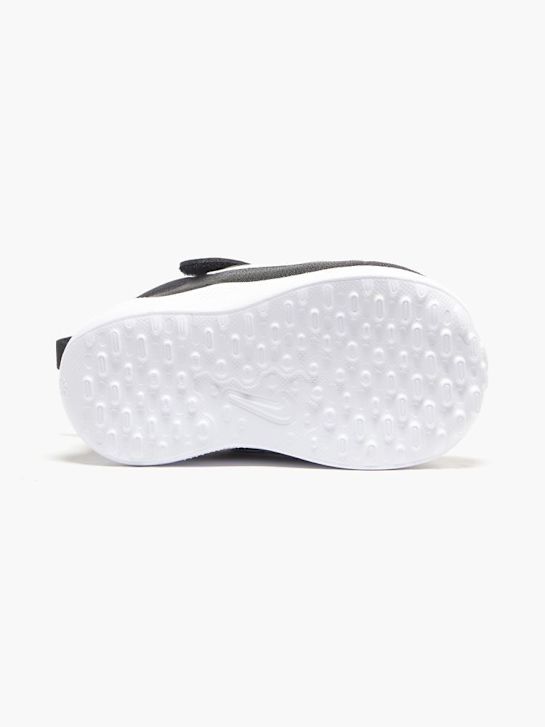 nike revolution 7 trainer black deichmann