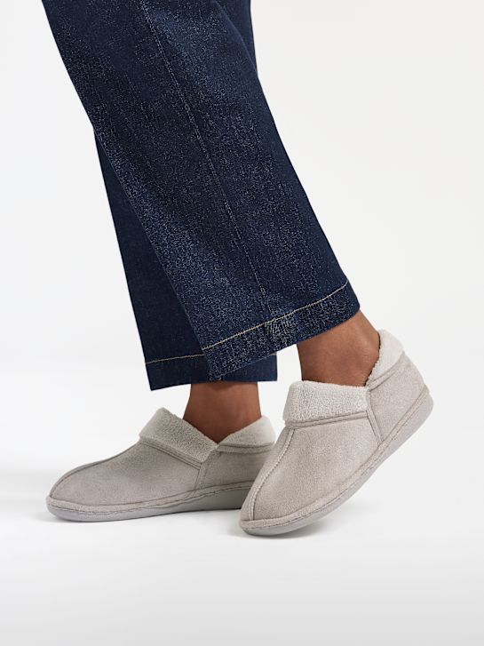 casa mia closed-back slipper grey deichmann