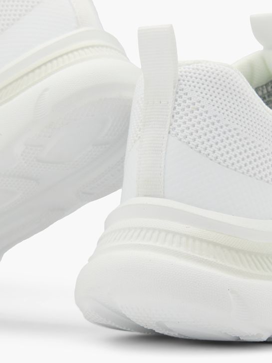 skechers savvie slip-on trainer white deichmann